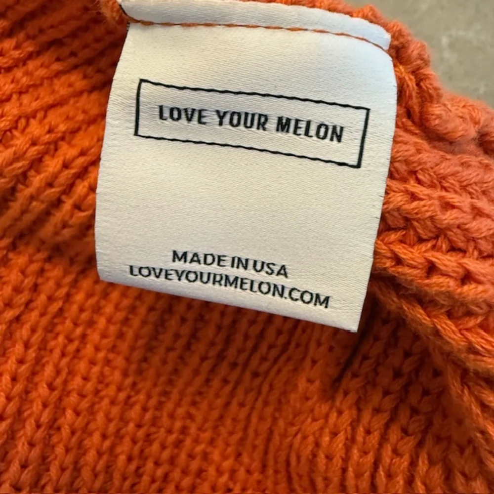 NWOT-Love Your Melon LYM Youth Beanie Orange Fox Ear Knit Logo Cap Hat New